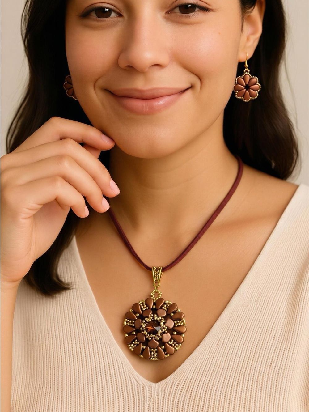 Handmade Brown Floral Pendant Necklace & Earrings Set - Unbranded